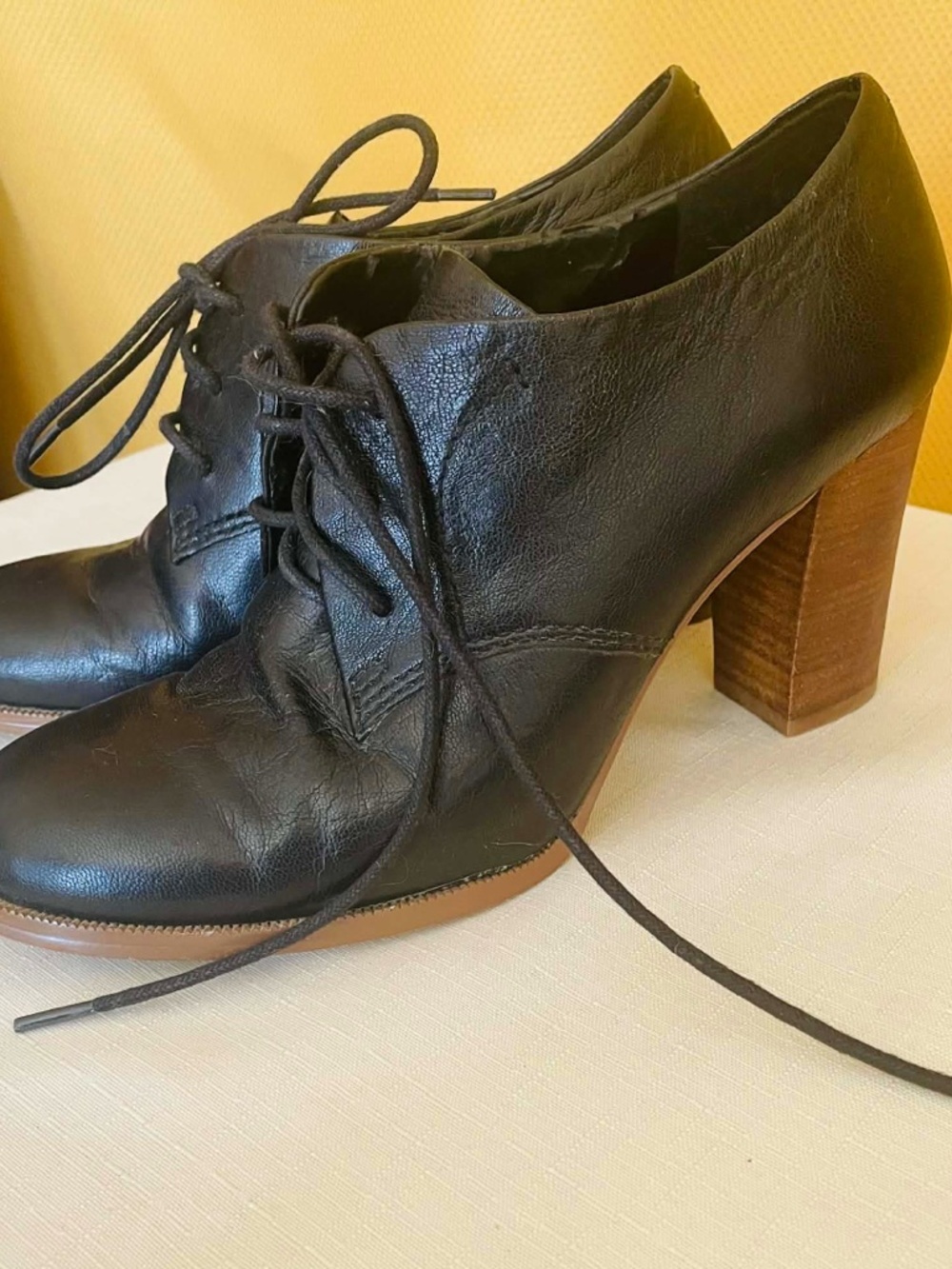 Nine West Black Leather Lace-Up Heels – Block Heel Oxford Style Shoes 7.5